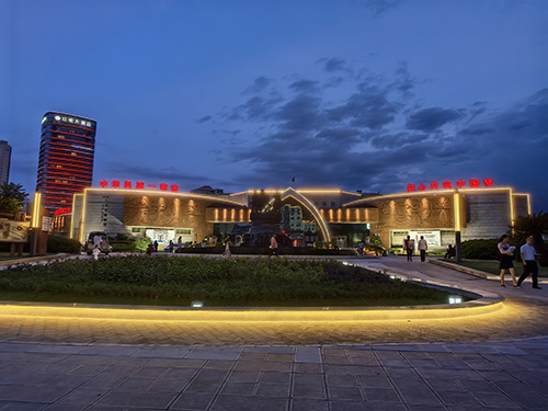 讓“博物館熱”持續(xù)升溫.jpg 讓“博物館熱”持續(xù)升溫.jpg