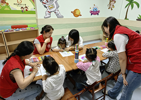 澄江構(gòu)建“一老一小”幸福生活圈.jpg 澄江構(gòu)建“一老一小”幸福生活圈.jpg