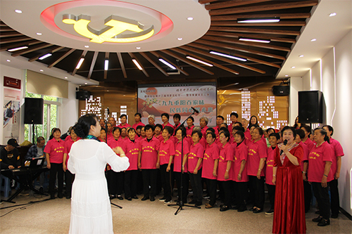 葫田社區(qū)文藝匯演迎重陽.jpg 葫田社區(qū)文藝匯演迎重陽.jpg