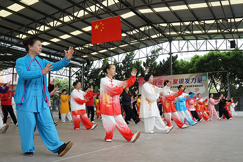 太極拳培訓班在我市開班.jpg 太極拳培訓班在我市開班.jpg