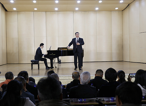 馬金泉教授“銀齡”音樂會舉辦.jpg 馬金泉教授“銀齡”音樂會舉辦.jpg