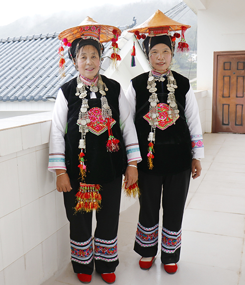 穿在身上的民族文化3.jpg 穿在身上的民族文化3.jpg