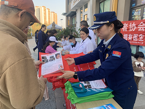 南祥春日集市開集.jpg 南祥春日集市開集.jpg