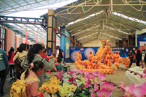 中超聯(lián)賽玉溪農(nóng)產(chǎn)品展銷活動(dòng)啟動(dòng).jpg 中超聯(lián)賽玉溪農(nóng)產(chǎn)品展銷活動(dòng)啟動(dòng).jpg