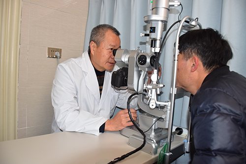 “銀齡醫師”郭春平:助力基層醫療 再踐醫者使命.jpg “銀齡醫師”郭春平:助力基層醫療 再踐醫者使命.jpg