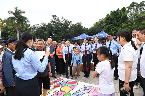 稅收宣傳月活動舉行.jpg 稅收宣傳月活動舉行.jpg