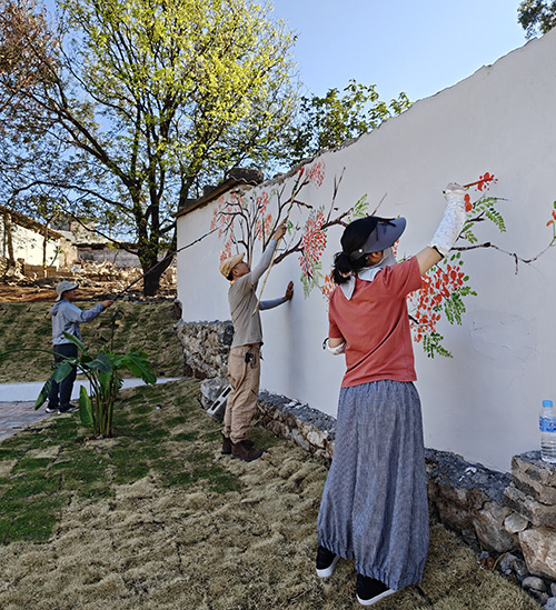 我市書畫名家為鄉村振興注入文化動力.jpg 我市書畫名家為鄉村振興注入文化動力.jpg