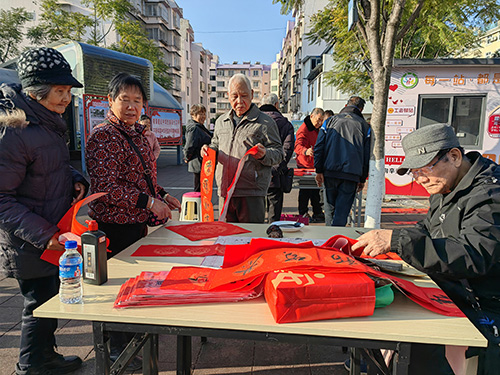 養老床位充裕 呼吁服務供給項目更豐富1.jpg
