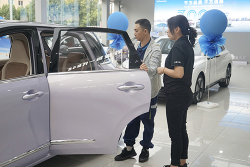 消費品以舊換新政策有效撬動消費增長.jpg 消費品以舊換新政策有效撬動消費增長.jpg