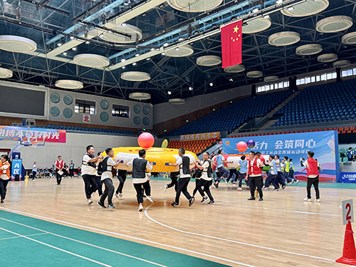 第二屆職工運動會趣味運動項目開展.jpg 第二屆職工運動會趣味運動項目開展.jpg