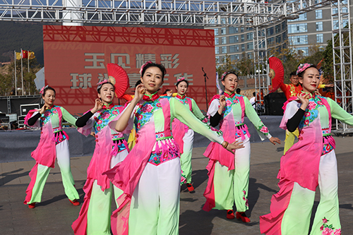 玉溪:體育賽事搭臺促“三交” 共繪民族團結同心圓1.jpg 玉溪:體育賽事搭臺促“三交” 共繪民族團結同心圓1.jpg
