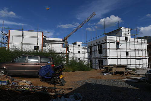 筑新居啟新篇.jpg 筑新居啟新篇.jpg