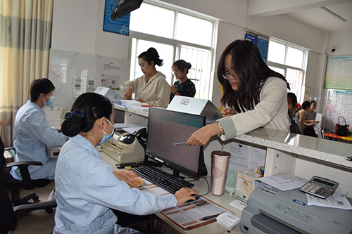 玉溪HPV2疫苗惠民見實效.jpg 玉溪HPV2疫苗惠民見實效.jpg
