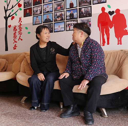 助老愛老不停步 真情關懷暖人心.jpg 助老愛老不停步 真情關懷暖人心.jpg