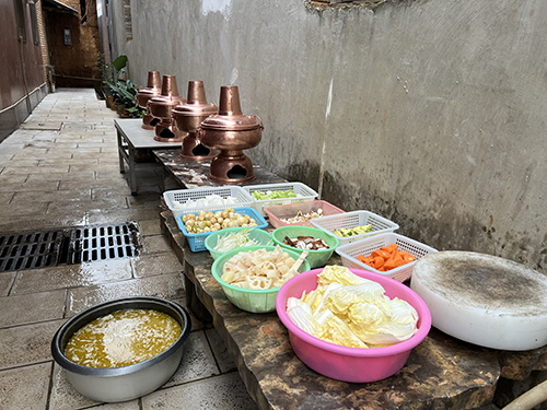 品將軍第炊鍋菜 聽(tīng)先輩愛(ài)國(guó)故事1.jpg 品將軍第炊鍋菜 聽(tīng)先輩愛(ài)國(guó)故事1.jpg