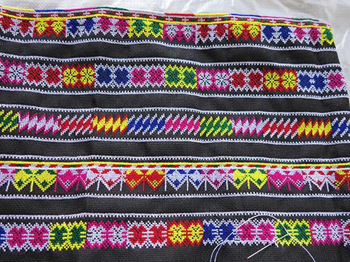 在田園牧歌里邂逅江畔古寨2.png 在田園牧歌里邂逅江畔古寨2.png