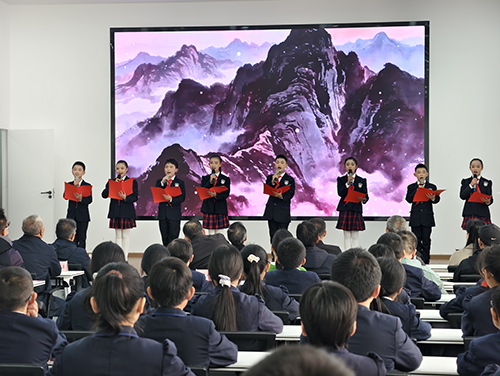 弘揚(yáng)長(zhǎng)征精神 培育時(shí)代新人.jpg