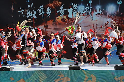 鼓聲不息 舞步生輝.jpg