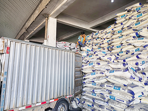 農(nóng)資保障到位 不誤春耕備耕.jpg